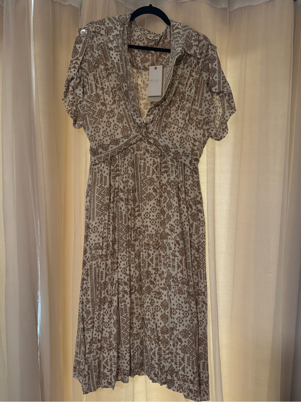 Miss Me Cream and Brown Printed V‑Neck Midi Dress